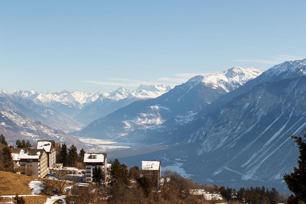 Magnifique appartement proche du centre et du ski Crans-Montana Extérieur photo