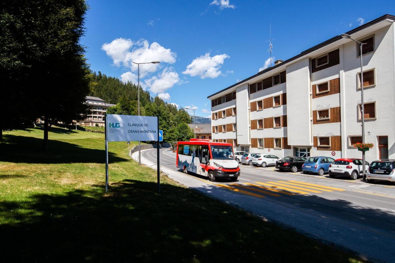Magnifique appartement proche du centre et du ski Crans-Montana Extérieur photo